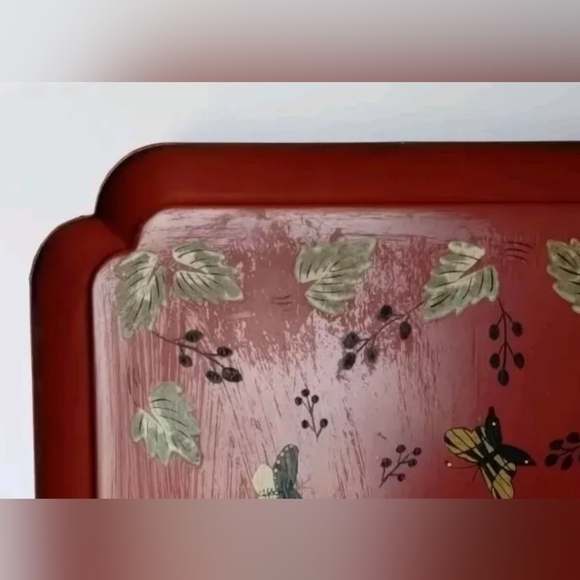 Vintage Hand Painted Butterfly Leaves Red Metal Tray Folk Art Cottagecore SIGNED - Picture 11 of 11
